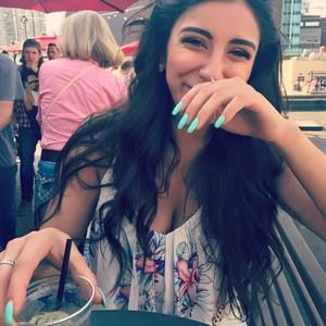 Meet your Posher, Stephanie